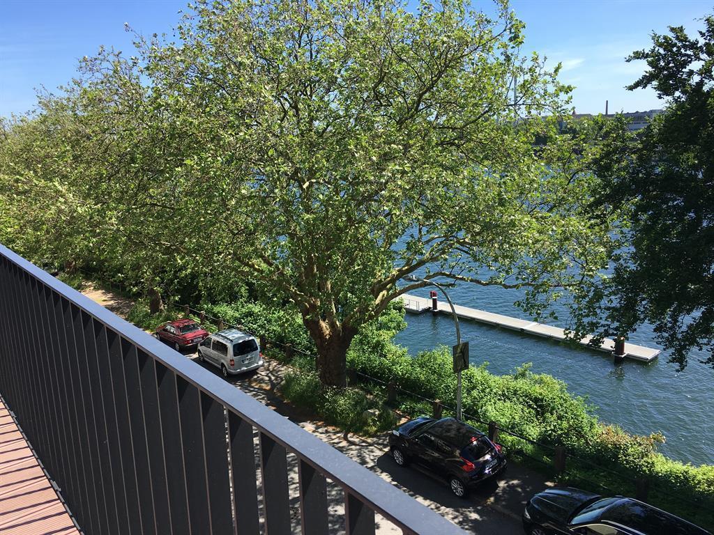 - Kanalblick Apartment